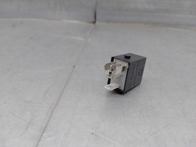 4H0951253C VAG Relé de arranque  comprar en Oviedo