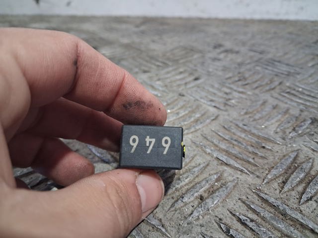 4H0951253C VAG Relé de arranque  comprar en Lleida