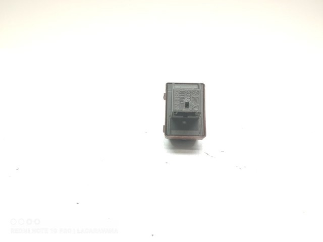 4H0959831A Botón interior de apertura de maletero comprar Girona