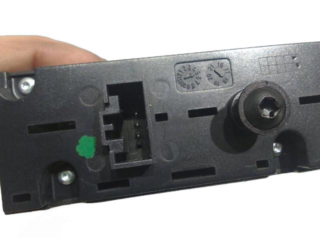 Boton de luz de emergencía para Audi A6 4A2