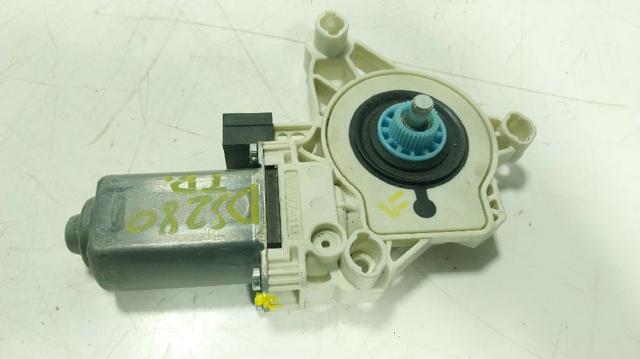 4K0959801 Motor del elevalunas de la puerta delantera izquierda  comprar en Zaragoza