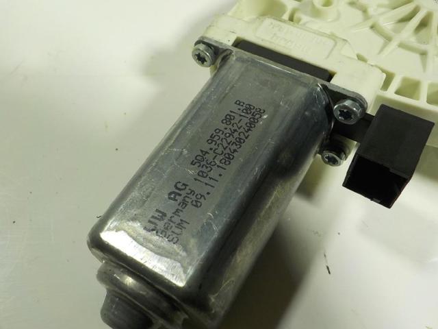 VAG 4K0959801 Motor del elevalunas de la puerta delantera izquierda  disponible Valladolid