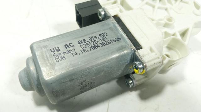 4K0959802 Motor del elevalunas de la puerta delantera derecha  en stock Sabadell