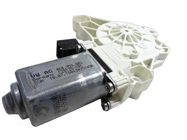 4K0959802 VAG Motor del elevalunas de la puerta delantera derecha  disponible Ourense