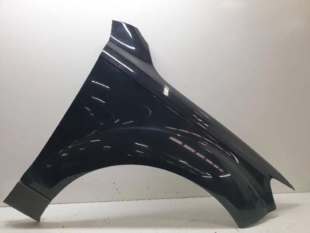 4L0821102 VAG Aleta delantera derecha  comprar en Jaén
