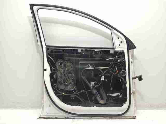4L0831051A Puerta delantera izquierda  comprar en Pontevedra
