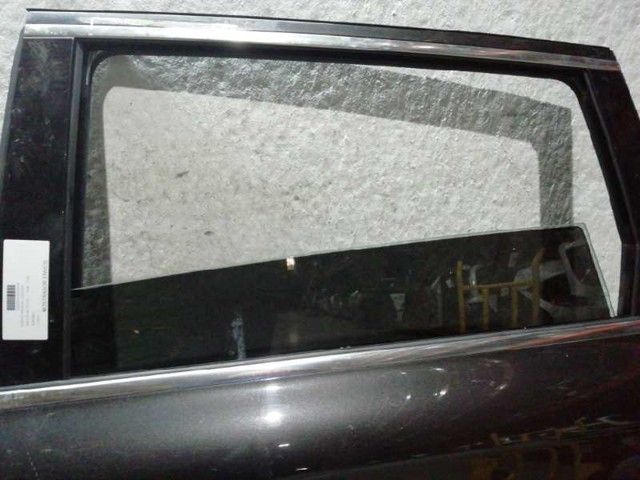 4L0833051 Puerta trasera izquierda comprar Sevilla