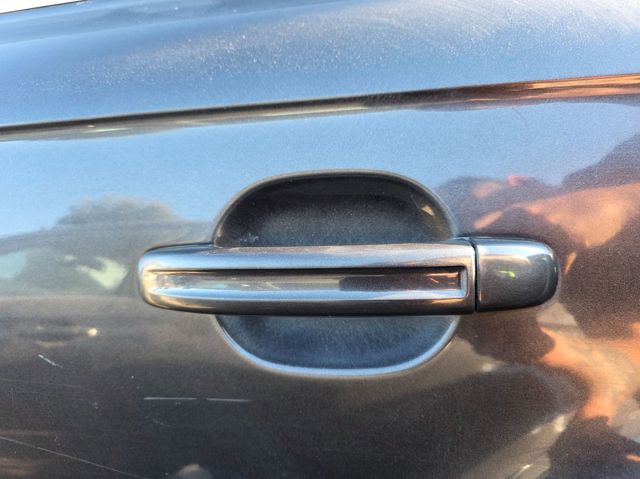 4L0837205 VAG Manija exterior de puerta delantera  en stock Huelva