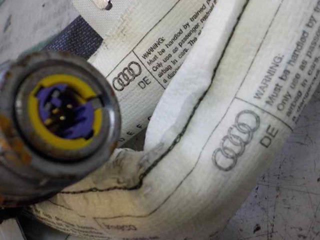 4L0880742A Airbag de cortina lateral derecha  en stock Granada