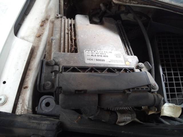 Centralina Del Motor / Modulo De control Del Motor (ecu) 4L0910409 VAG