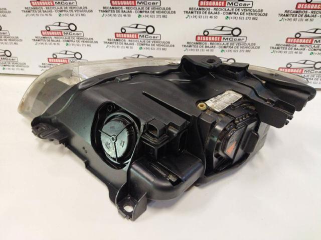 VAG 4L0941004A Faro derecho  comprar en Albacete