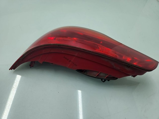VAG 4L0945094 Piloto trasero derecho  disponible España