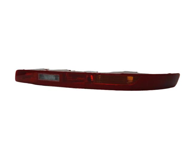 Luz trasera de parachoques derecha 4L0945096 VAG