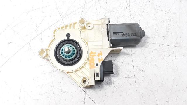 VAG 4L0959801B Motor del elevalunas de la puerta trasera izquierda  en stock Salamanca