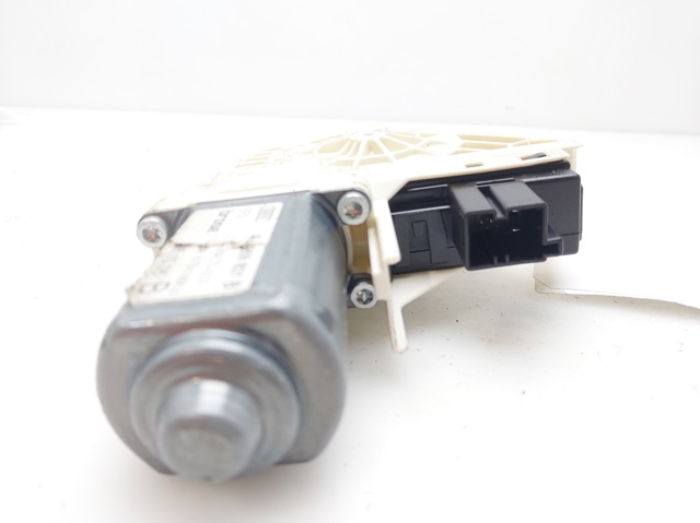 4L0959801B VAG Motor del elevalunas de la puerta trasera izquierda  comprar en Oviedo