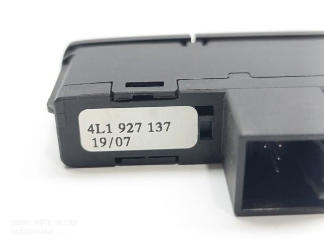 VAG 4L1927137 Boton de luz de emergencía  en stock Salamanca