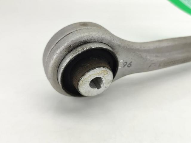 4M0407506B VAG Brazo superior derecho de la suspensión delantera comprar Madrid