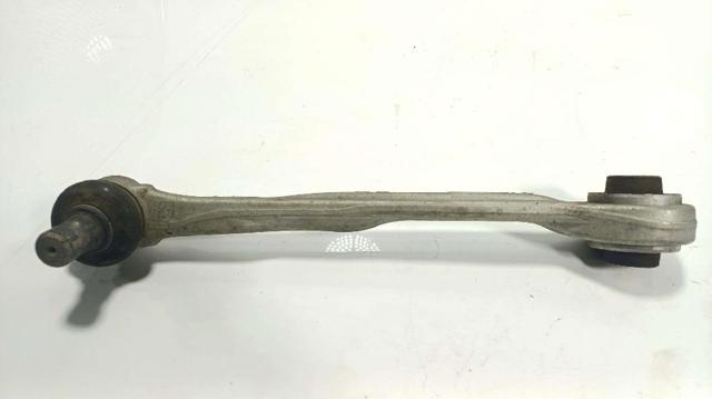 4M0407506B Brazo superior derecho de la suspensión delantera  disponible Málaga