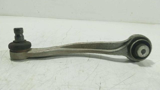 4M0407509B Brazo superior izquierdo de la suspensión delantera  en stock Castellón