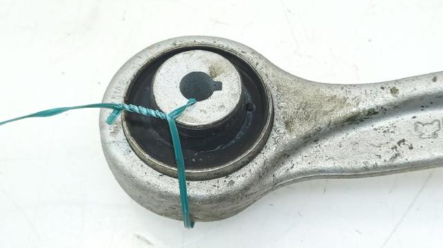 VAG 4M0407510B Brazo superior derecho de la suspensión delantera  en stock Salamanca