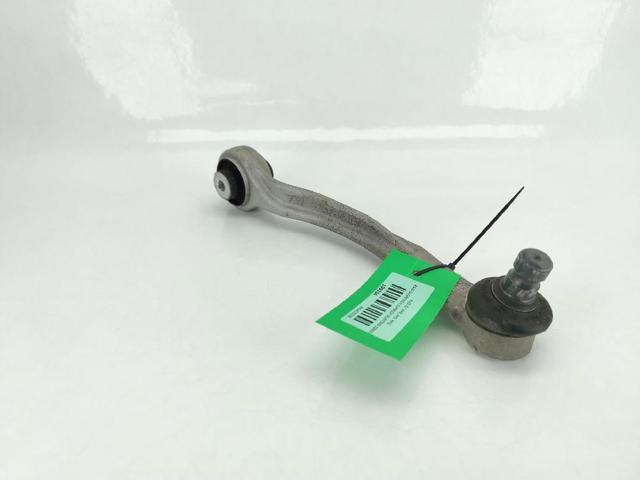 Brazo superior derecho de la suspensión delantera 4M0407510B VAG