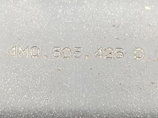 VAG 4M0505425D Brazo transversal izquierdo de suspensión trasera  comprar en Ponferrada