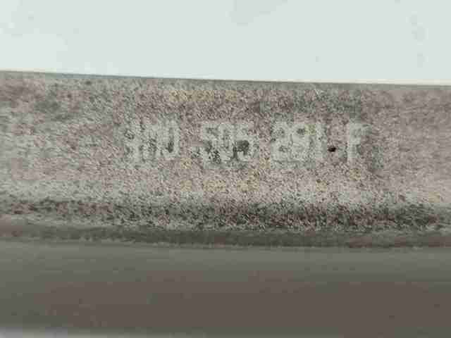 4M0505425F Brazo inferior izquierdo de la suspensión trasera  disponible Utrera
