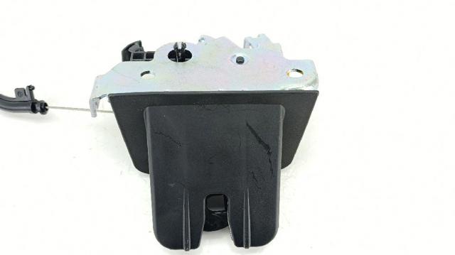 4M0827506D VAG Cerradura de maletero  en stock Gandía