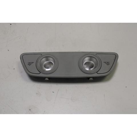 4M0947111 VAG Luz interior trasera  disponible Ourense