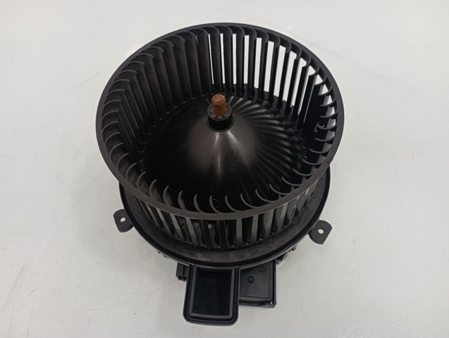4M1820021C Motor del ventilador del calefactor  disponible Málaga