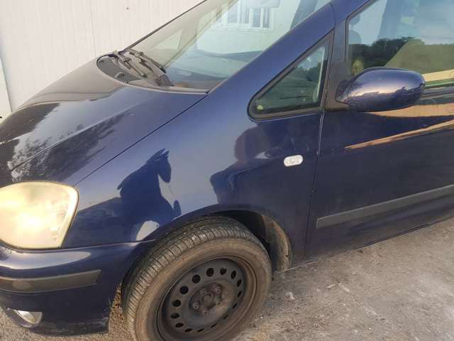 Guardabarros delantero izquierdo 4M21A16015AA Ford