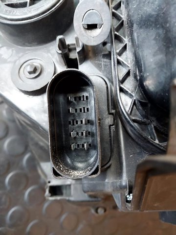 4M5113101AD FORD Faro izquierdo comprar Madrid
