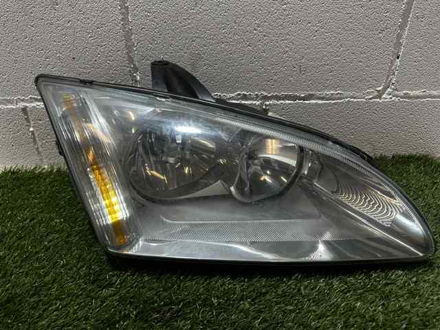 FORD 4M5113W029AD Faro derecho comprar Pamplona