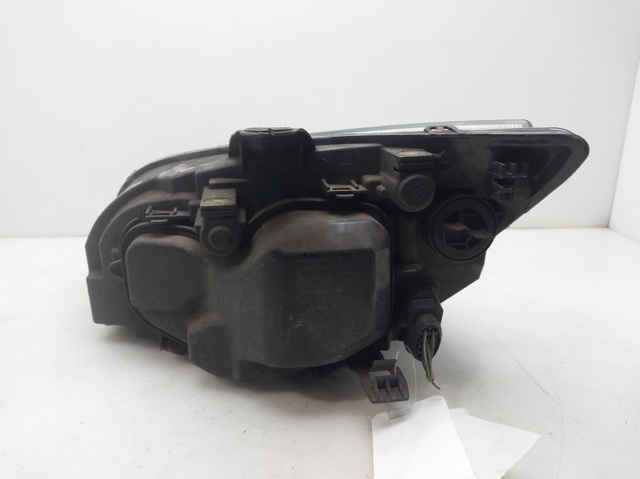 FORD 4M5113W029AD Faro derecho  en stock Salamanca
