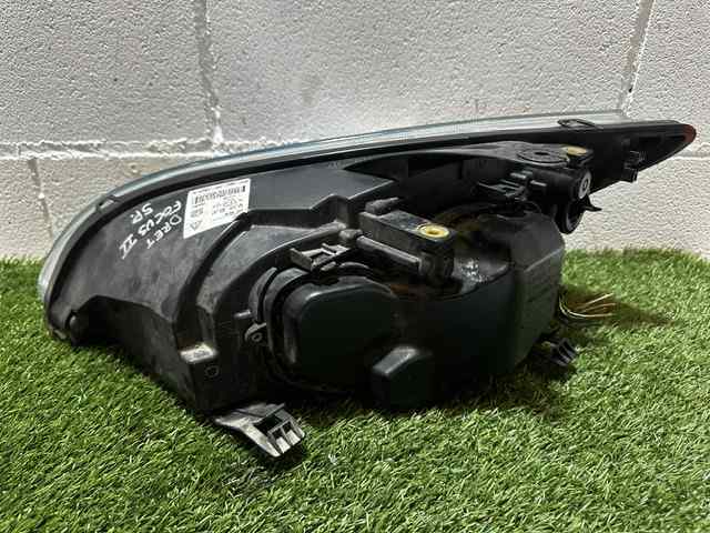FORD 4M5113W029AD Faro derecho comprar Barcelona