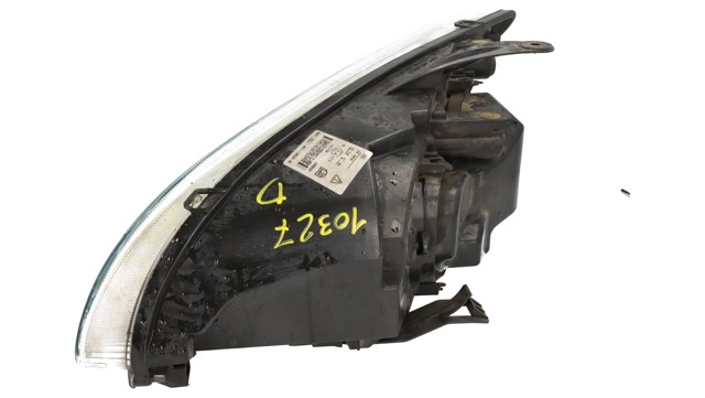 4M5113W029AD FORD Faro derecho  disponible Ourense