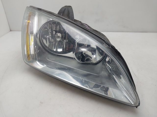 4M5113W029AD Faro derecho  disponible Málaga