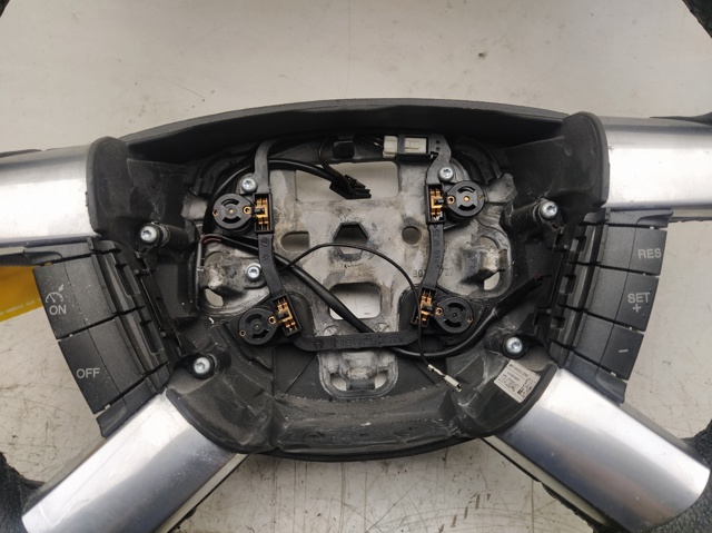 Volante para Ford Focus DA, FFS, DS