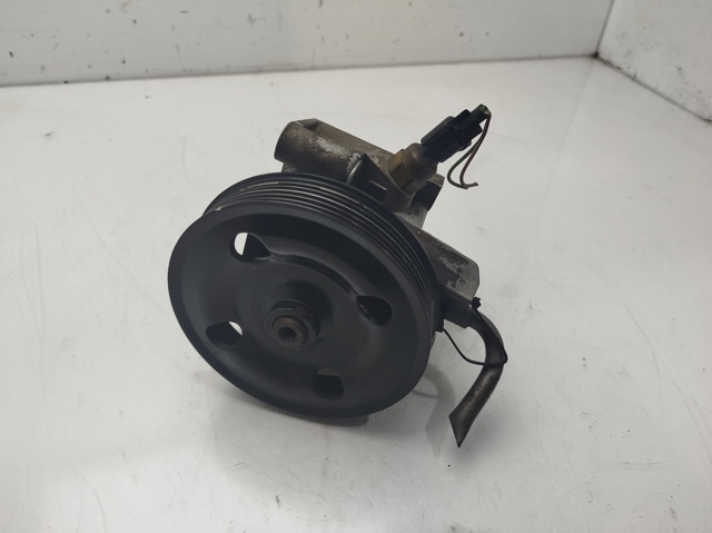 Bomba de dirección para Volvo V50 MW