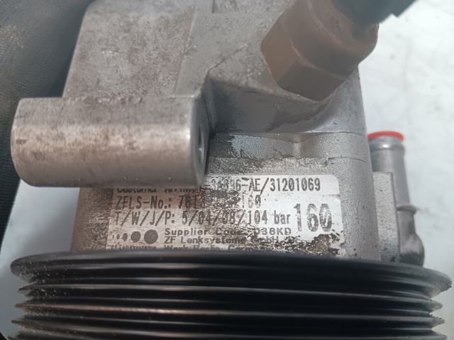 FORD 4M513A696AE Bomba de dirección  en stock Valencia