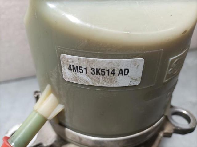 FORD 4M513K514AD Bomba de dirección asistida  comprar en Albacete