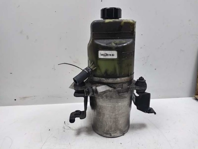 FORD 4M513K514BD Bomba de dirección asistida  comprar en Murcia