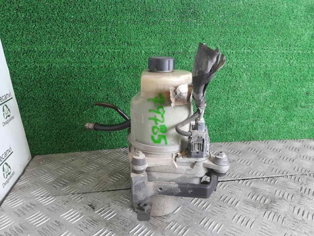4M513K514CB FORD Bomba de dirección asistida  disponible Ourense
