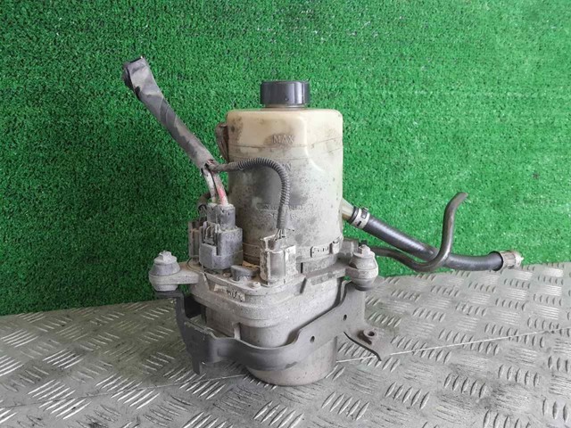 FORD 4M513K514CB Bomba de dirección asistida  comprar en Murcia