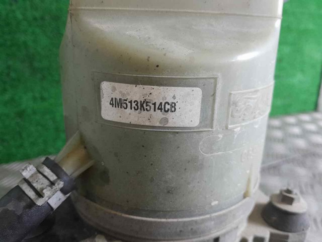 FORD 4M513K514CB Bomba de dirección  en stock Valencia