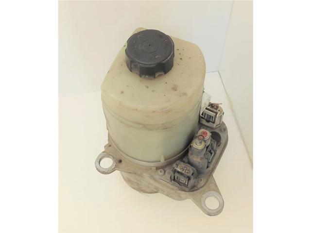 4M513K514CC FORD Bomba de dirección asistida  comprar en Oviedo