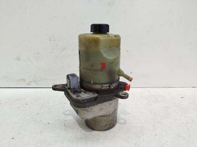 FORD 4M513K514DA Bomba de dirección  en stock Terrassa