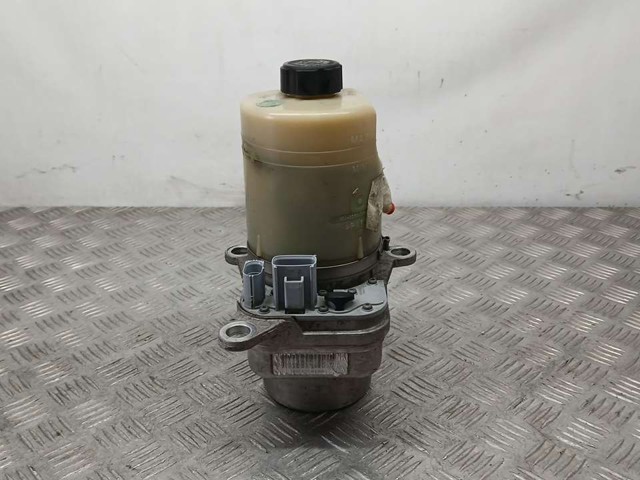 4M513K514DA FORD Bomba de dirección  en stock Córdoba