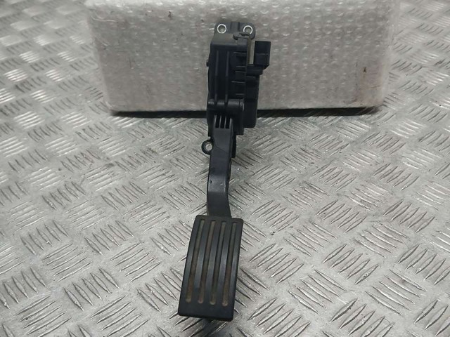 4M519F836AK Pedal del acelerador  en stock Sabadell