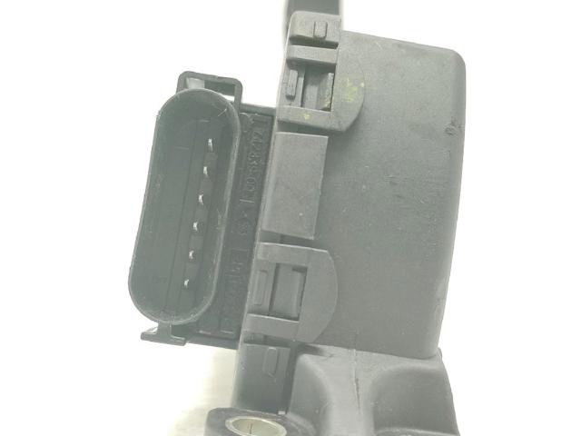 4M519F836AK Pedal del acelerador  en stock Sabadell